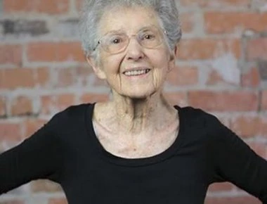 Γιαγιά 97 ετών έγινε... vegan (βίντεο-φωτο)